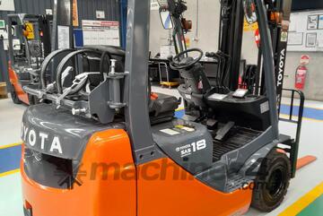 2018 TOYOTA 32-8FG18 4300mm 3 STAGE CONTAINER ENTRY MAST