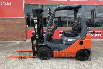 2018 TOYOTA 32-8FG18 4300mm 3 STAGE CONTAINER ENTRY MAST