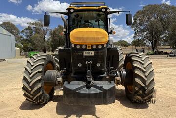Jcb 2019   8330 FASTRAC
