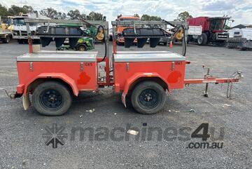 2012 Trailer Factory HD Single Axle Traffic Light Trailer Combination