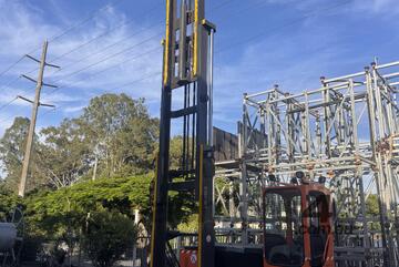 Hubtex Multidirectional forklift