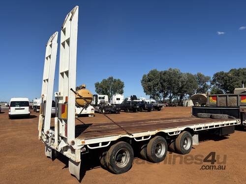 1987 Homemade Tag Trailer Tri-Axle