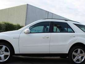 2006 MERCEDES-BENZ ML350 - picture1' - Click to enlarge