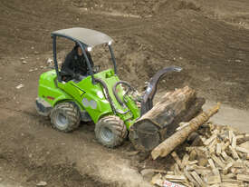 Avant Hydraulic Log Grab For Compact Articulated Mini Loader - picture0' - Click to enlarge