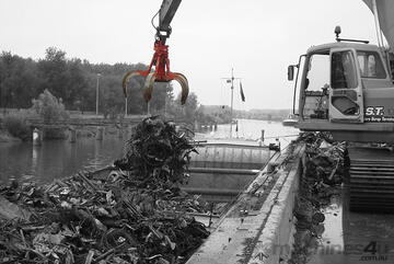 ROTAR RPG 4-800 ORANGE PEEL GRAB (16-30T)