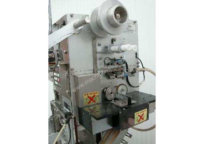 caption Sachet Inserter