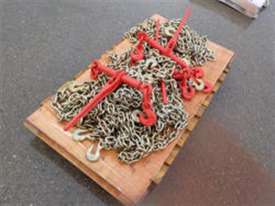 Ratchet Binder (5 of) c/w Chains  - picture0' - Click to enlarge