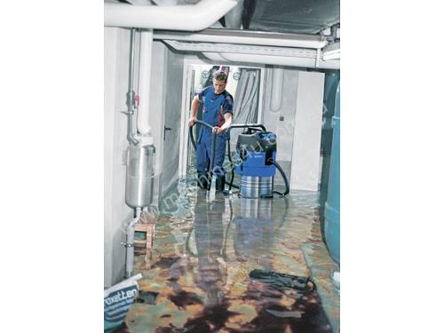 Nilfisk Wet Pump Out Industrial Vacuum Attix 751-61