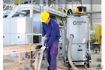 CLEANQUIP-Nilfisk 3 Phase Industrial Vacuum 3997 C CLEANQUIP-Nilfisk 3 Phase Industrial Vacuum 3997 C