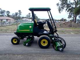 John Deere 3235c Golf Fairway mower Lawn Equipment - picture1' - Click to enlarge