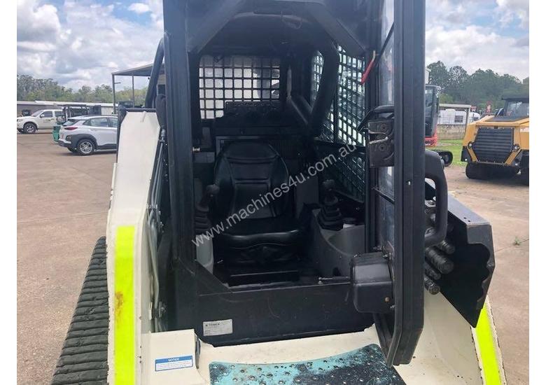 caption Terex PT-100G / PT100G Skid Steer Loader