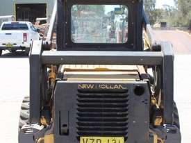 New Holland LX665 Skid Steer Loader - picture0' - Click to enlarge