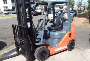 ACTIVE FORKLIFTS - Toyota 2.5 Ton Compact Forklift 6000mm Lift Height