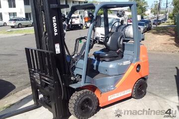 ACTIVE FORKLIFTS - Toyota 2.5 Ton Compact Forklift 6000mm Lift Height ACTIVE FORKLIFTS - Toyota 2.5 Ton Compact Forklift 6000mm Lift Height