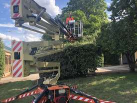JLG 19 metre crawler boom lift LOW HOURS - picture0' - Click to enlarge