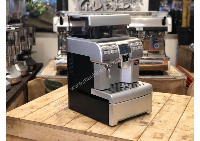 caption SAECO AULIKA SILVER FULLY AUTOMATIC COFFEE MACHINE
