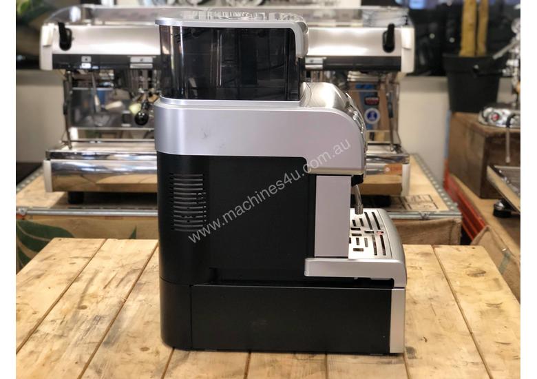 Click to view full size photos SAECO AULIKA SILVER FULLY AUTOMATIC COFFEE MACHINE