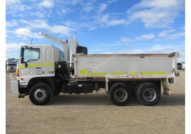 caption 2012 HINO FM 500 2630 EURO 5 TIPPER TRUCK
