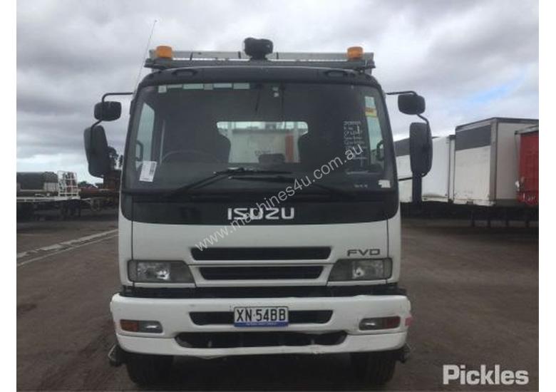 caption 2007 Isuzu FVD950