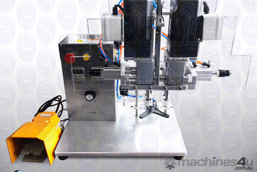 Flamingo Bench-top 4 wheel Capper (Easy to Operate, Suitable for Screw-on Caps)