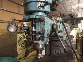 Used Ostmac KR-V3000 Turret Milling Machine - picture1' - Click to enlarge