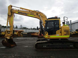 Komatsu PC228 Tracked-Excav Excavator - picture0' - Click to enlarge