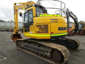 Komatsu PC228 Tracked-Excav Excavator - picture1' - Click to enlarge