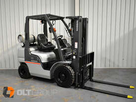 Nissan PL0 2.5 Tonne Forklift Container Mast LPG Sideshift 4300mm Lift Height - picture2' - Click to enlarge
