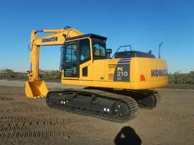 Komatsu PC210LC-8  - picture0' - Click to enlarge