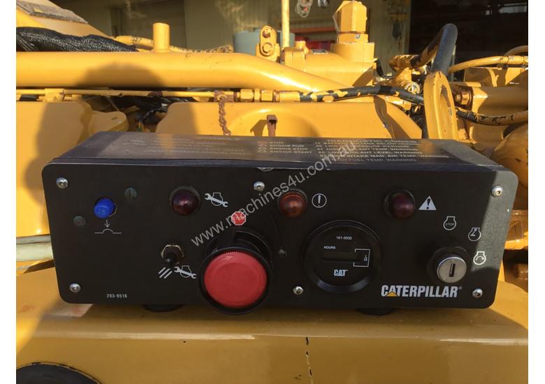 caption CATERPILLAR 3412 MARINE DIESEL ENGINE