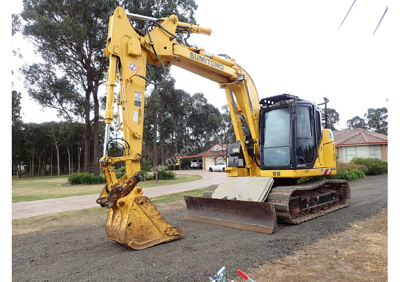 Used 2015 sumitomo SH145 Excavator in , Listed on Machines4u