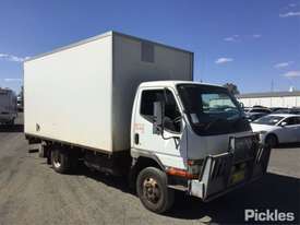 1998 Mitsubishi Canter 500/600 - picture0' - Click to enlarge