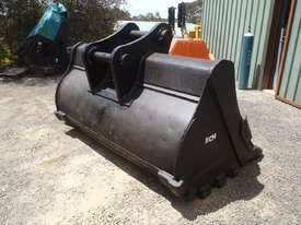 Heavy Duty Bucket ECH Suit 40-50 Tonner - picture2' - Click to enlarge