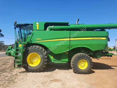 John Deere S690 Header(Combine) Harvester/Header