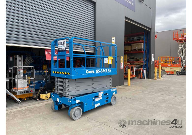 caption Genie GS-3246 XH 32ft Electric Scissor Lift - Compact, High-Performance