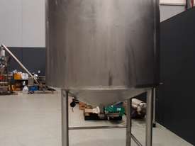 Stainless Steel Storage Tank - Capacity 3,000Lt - picture0' - Click to enlarge