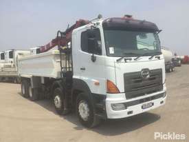 2009 Hino FY 700 - picture0' - Click to enlarge