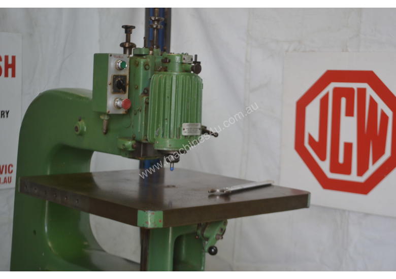 caption Heavy duty overhead router
