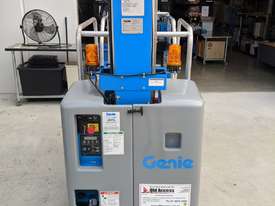 Genie GR20 - MANLIFT - picture1' - Click to enlarge