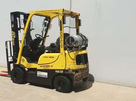 1.8T LPG Counterbalance Forklift - picture1' - Click to enlarge
