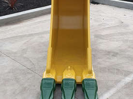 NEW ONTRAC PREMIUM 30t - 35t 600mm Excavator Trench Bucket,  Australian Made, HARDOX - BUILT TUFF - picture0' - Click to enlarge