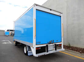 Fuso Canter 815 Pantech Truck - picture1' - Click to enlarge
