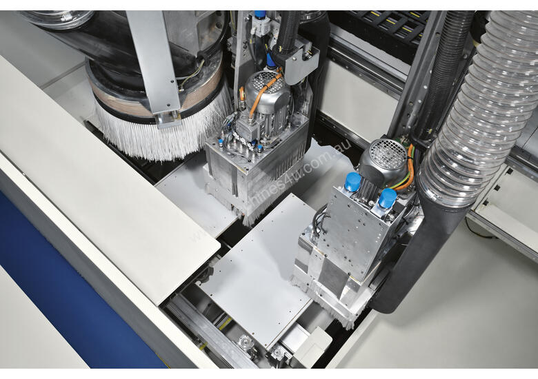 caption Morbidelli m220f – CNC Machining Centre / Router