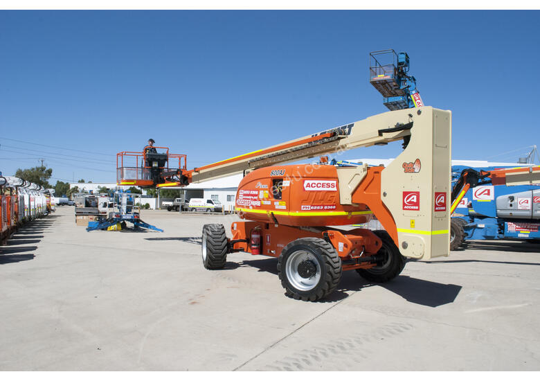 caption 2011 JLG 800AJ Diesel Articulating Boom Lift