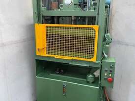 Archer 30 ton 4 Post Hydraulic Press - picture0' - Click to enlarge