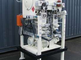 Multi Directional Valve Outlet Hydraulic Power Pack Unit - Sperry Vickers - picture0' - Click to enlarge