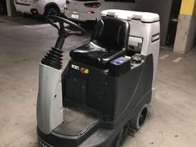 Carpet floor cleaning Machine  - picture0' - Click to enlarge