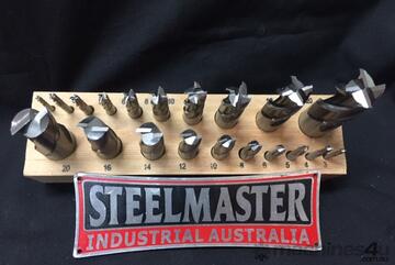 End Mill & Slot Drill Set: 20 Piece 2 & 4 Flute. Quality HSS Cutters.