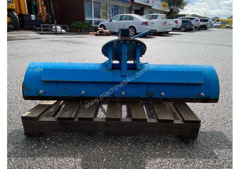 caption John Berends Grader Attachment