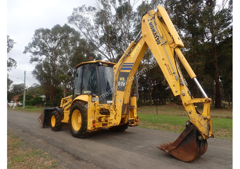Used 2014 komatsu WB97R Backhoe in , Listed on Machines4u